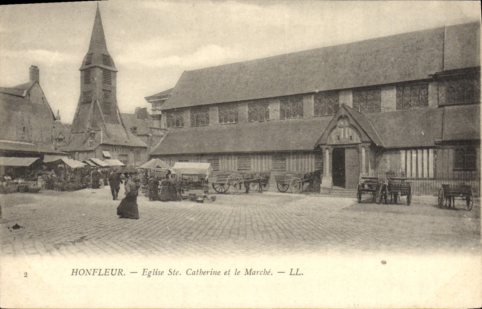 CPA Honfleur L'Eglise Saint Catherine et le Marche