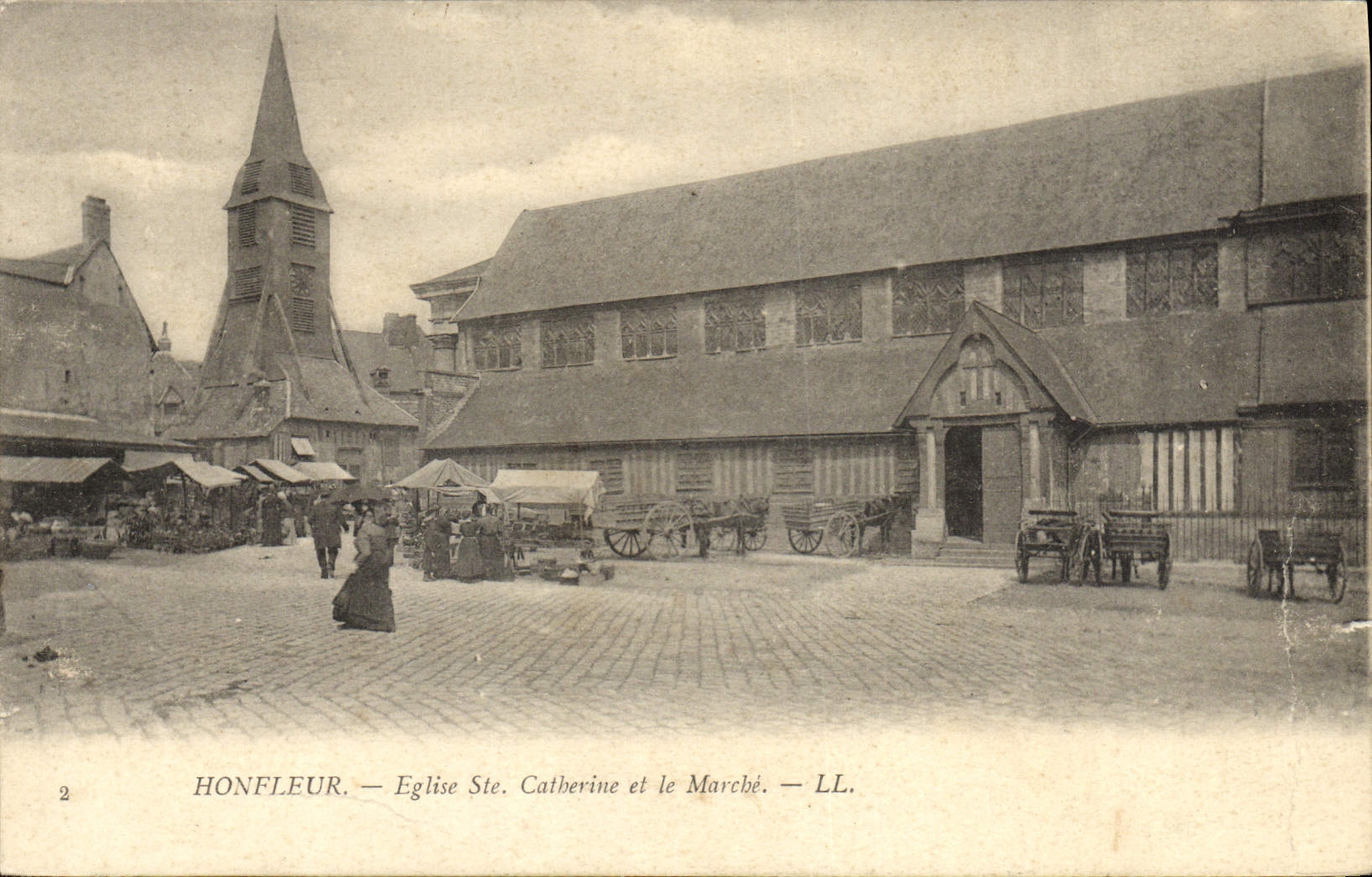 CPA Honfleur L'Eglise Saint Catherine et le Marche