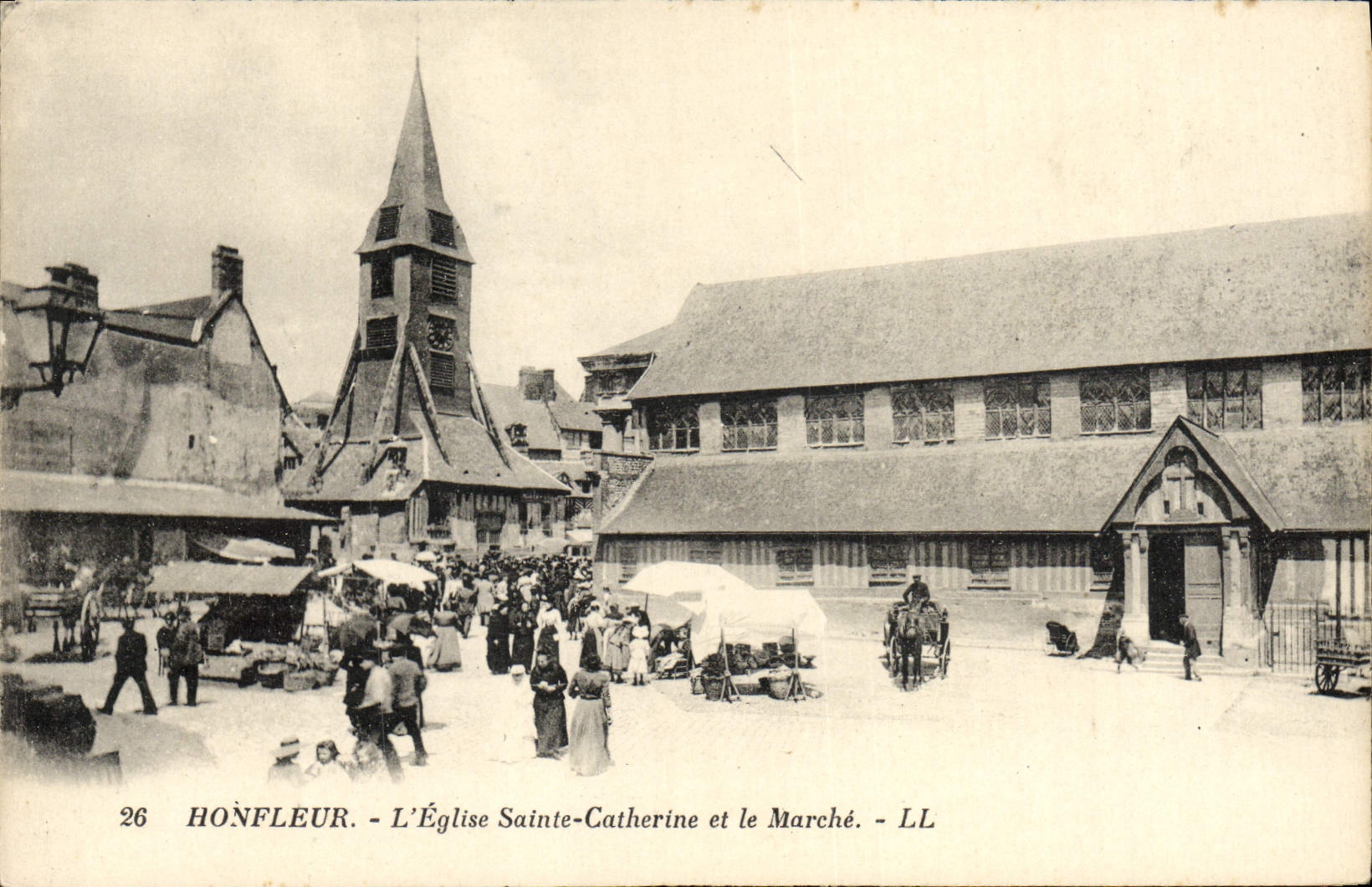 CPA Honfleur L'Eglise Saint Catherine et le Marche