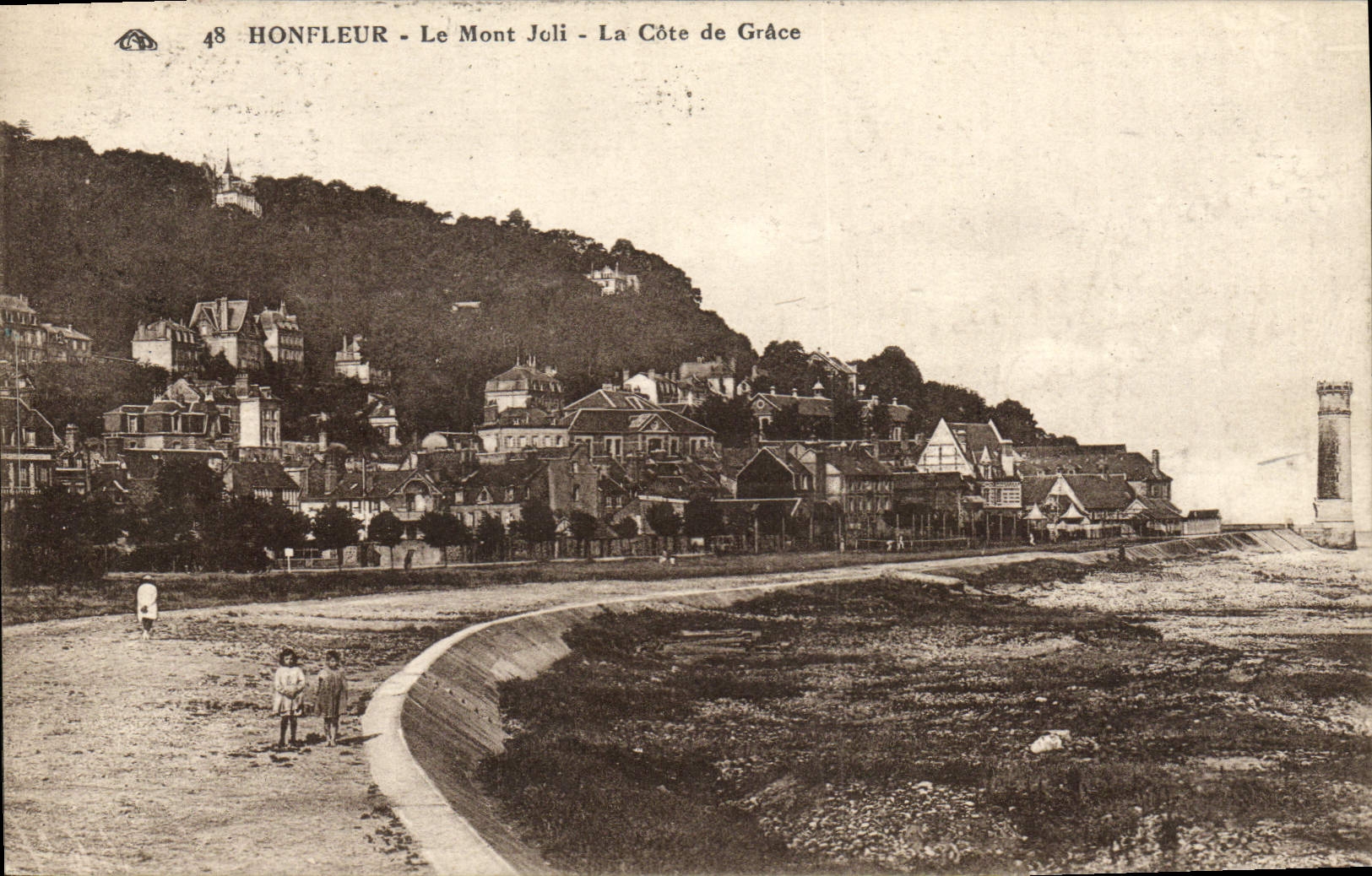 CPA Honfleur Le Mont Joli La Cote de Grace