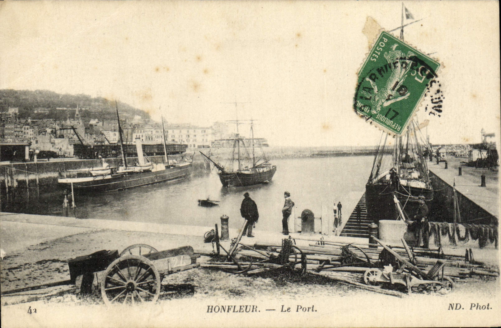 CPA Honfleur Le Port Bateaux