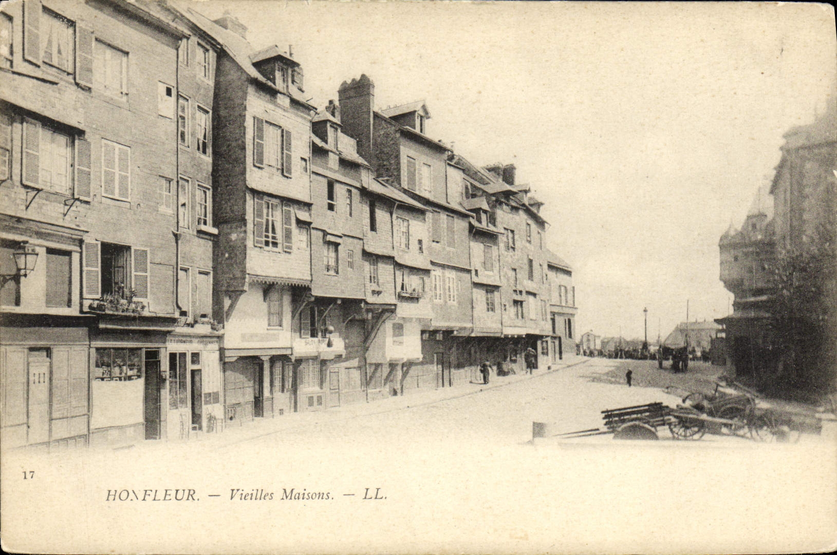 VINTAGE POSTCARD Honfleur Old women Houses