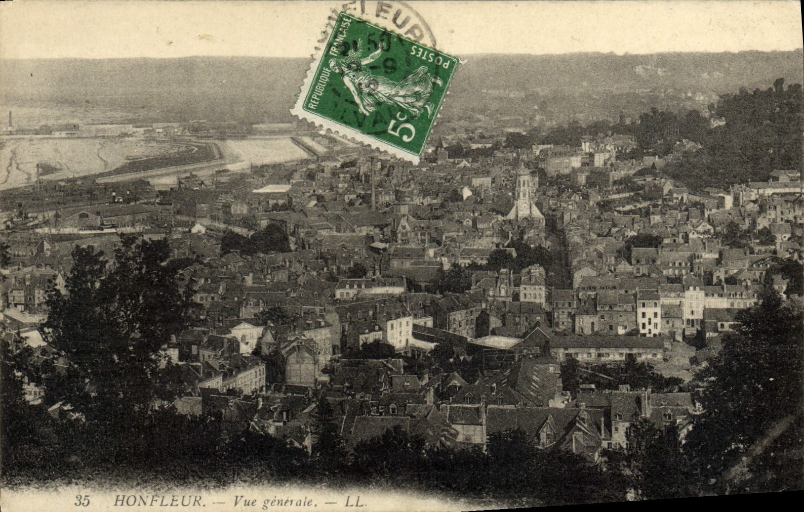 CPA Honfleur Vue generale