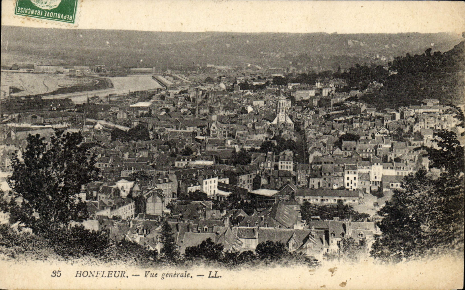 CPA Honfleur Vue generale 