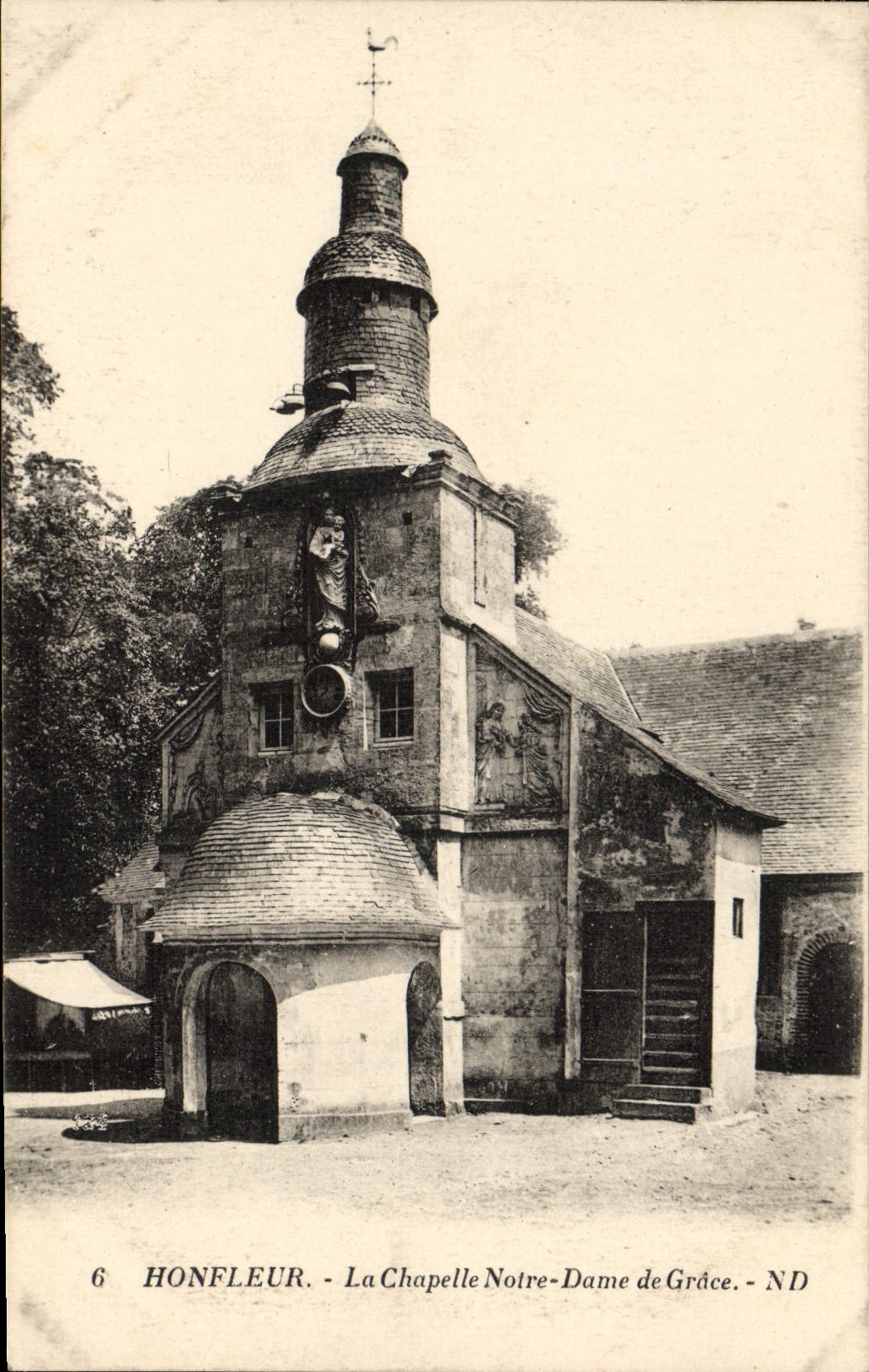 CPA Honfleur La Chapelle Notre Dame de Grace 