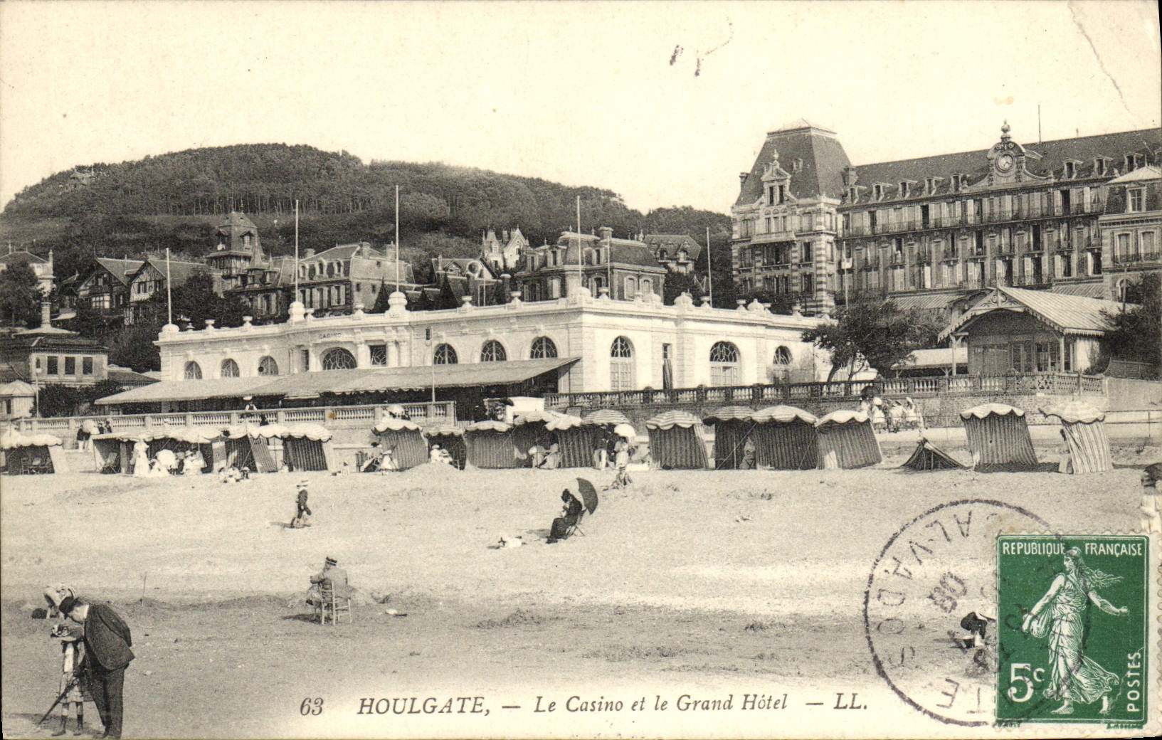 CPA Houlgate Le Casino et le Grand Hotel