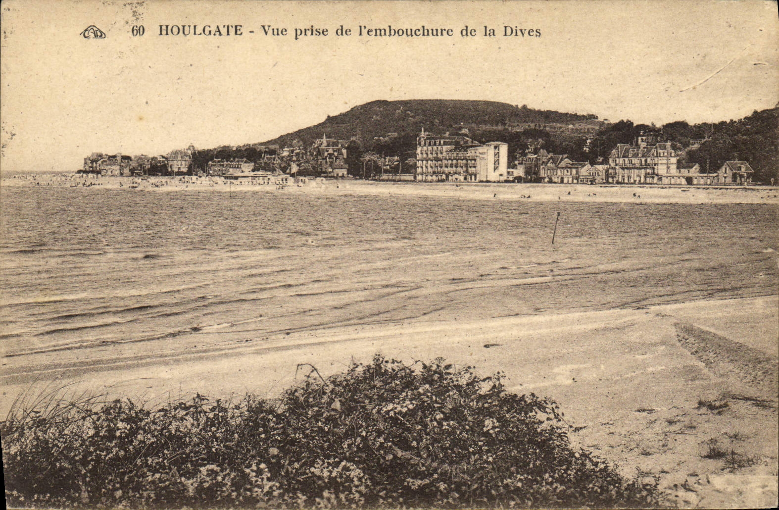 CPA Houlgate Vue prise de l'embouchure de la Dives 