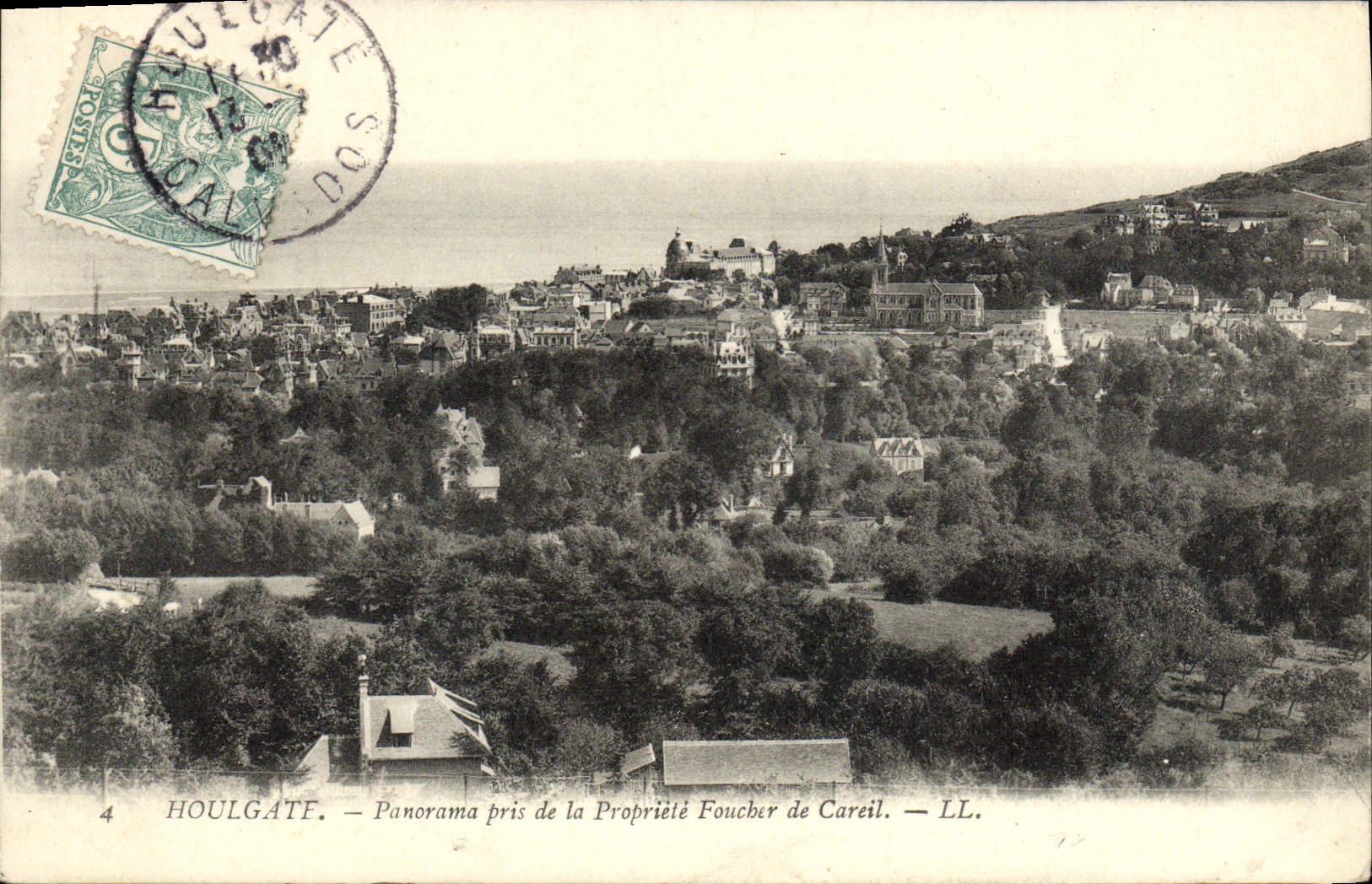 CPA Houlgate Panorama pris de la Propriete Foucher de Careil