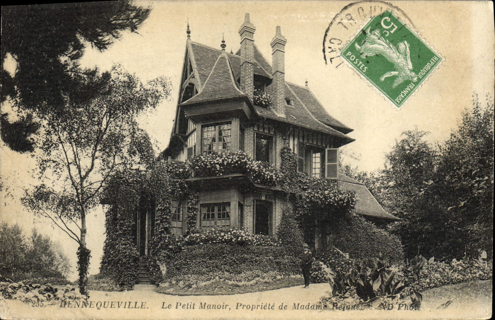 CPA Hennequeville Le Petit Manoir Propriete de Madame Rejane 