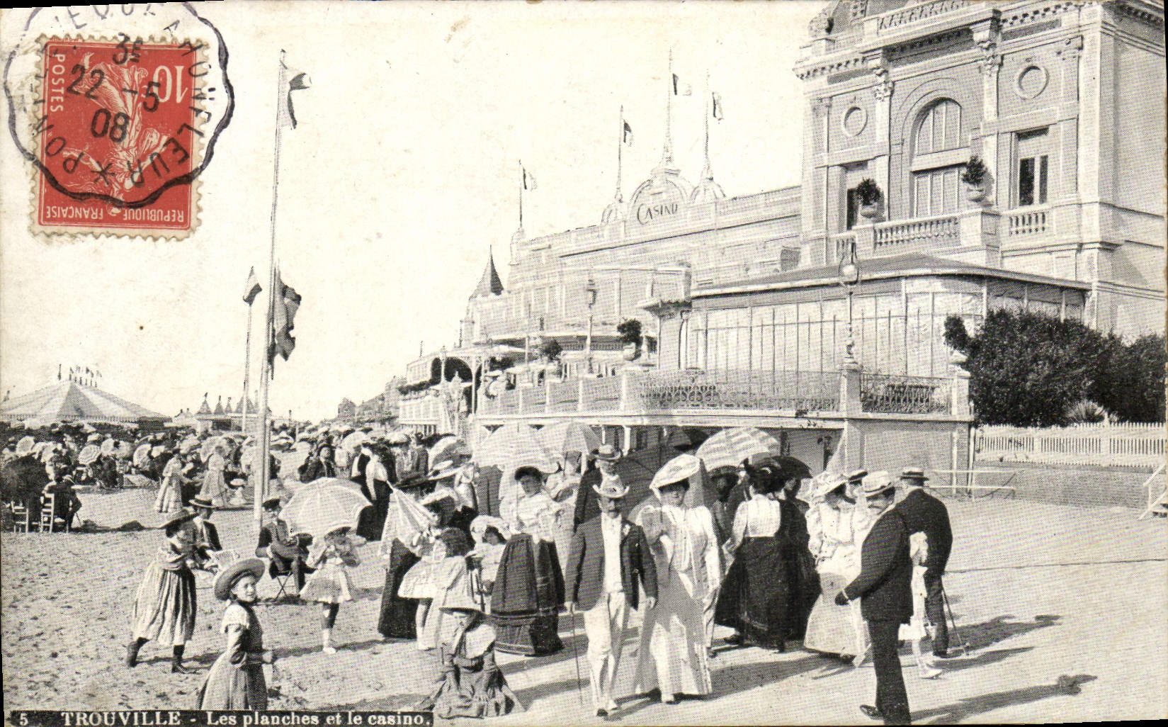 CPA Trouville Les Planches et le Casino