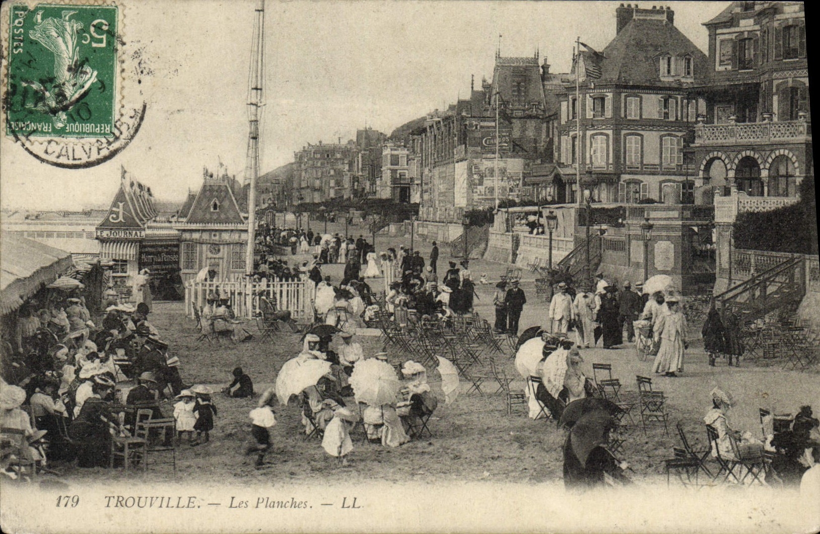 CPA Trouville Les Planches 
