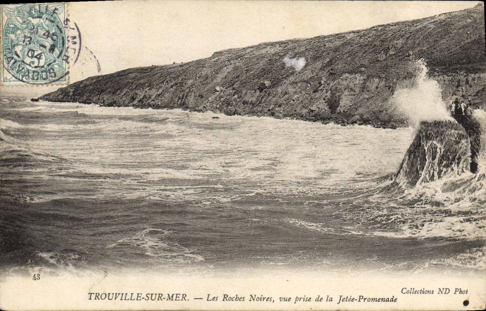 VINTAGE POSTCARD Trouville Black Rocks Seen from of the pier walk
