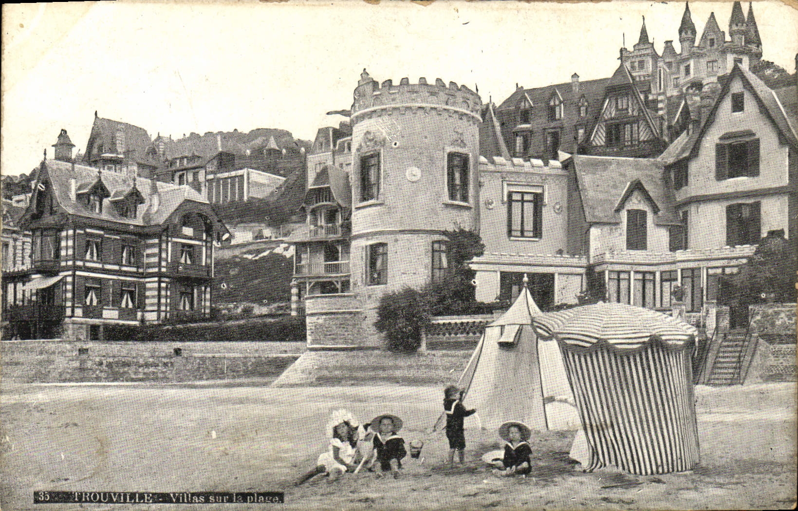CPA Trouville Villas sur la plage