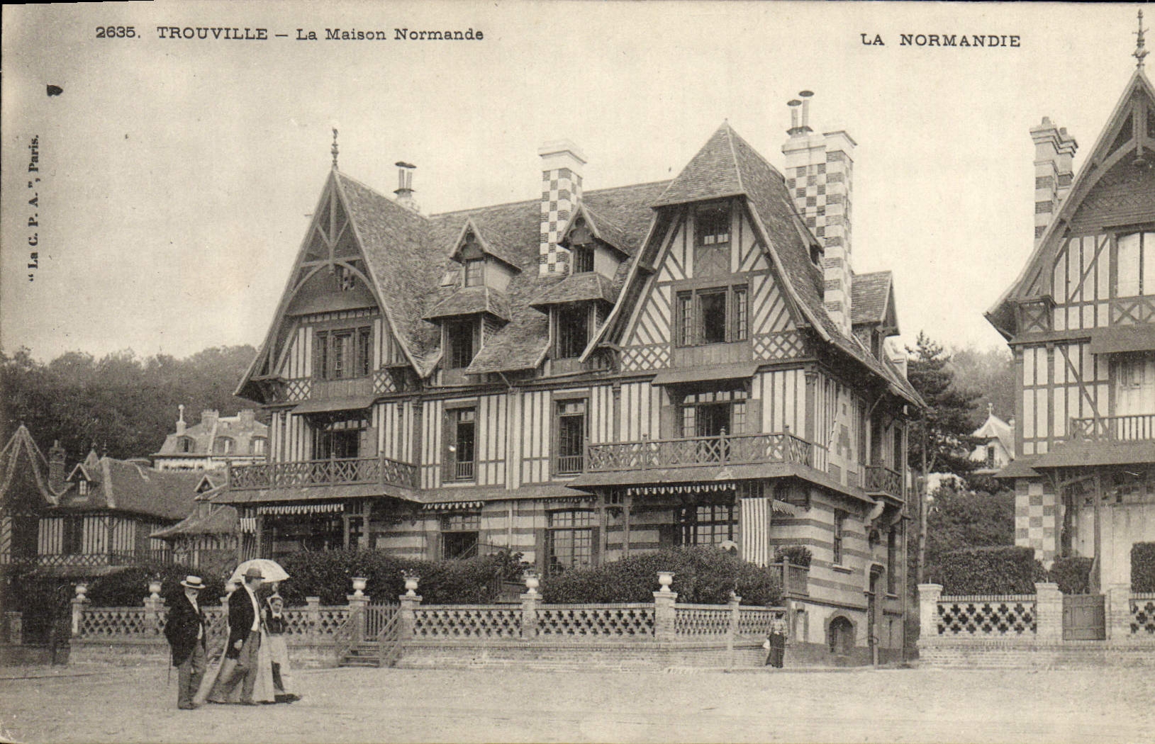 CPA Trouville La maison normande