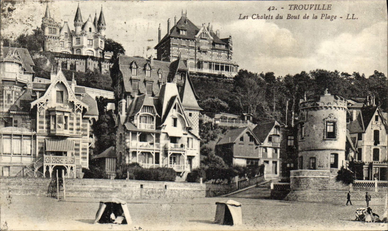 VINTAGE POSTCARD Trouville Country cottages of the end of the beach