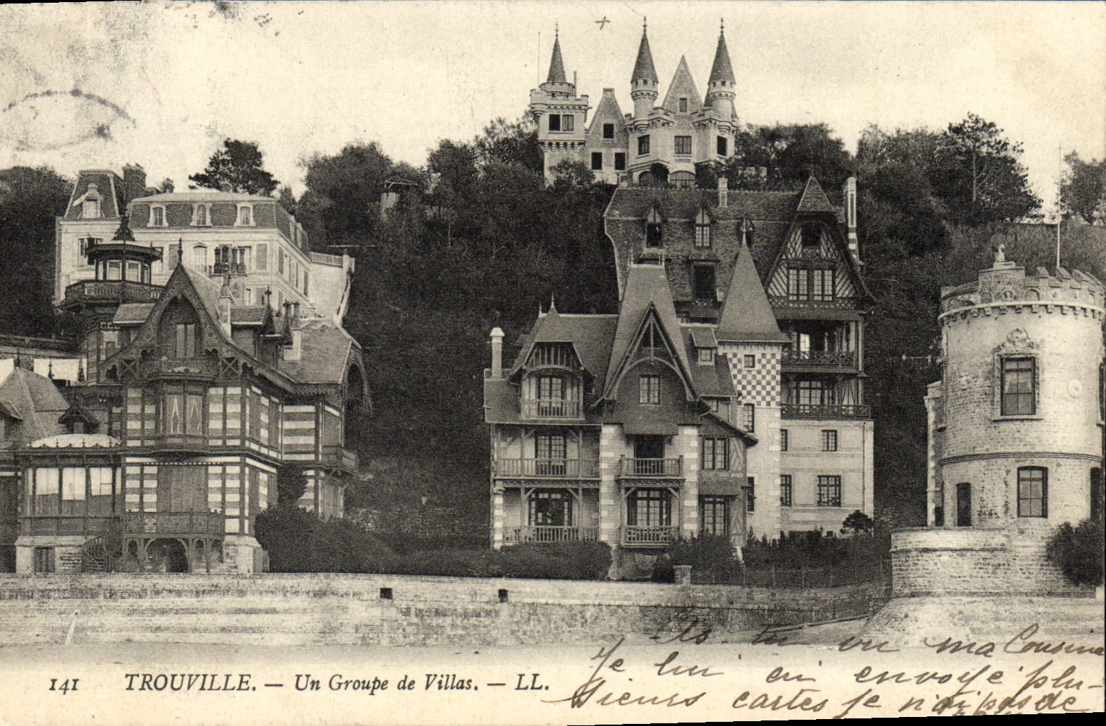 CPA Trouville un groupe de villas