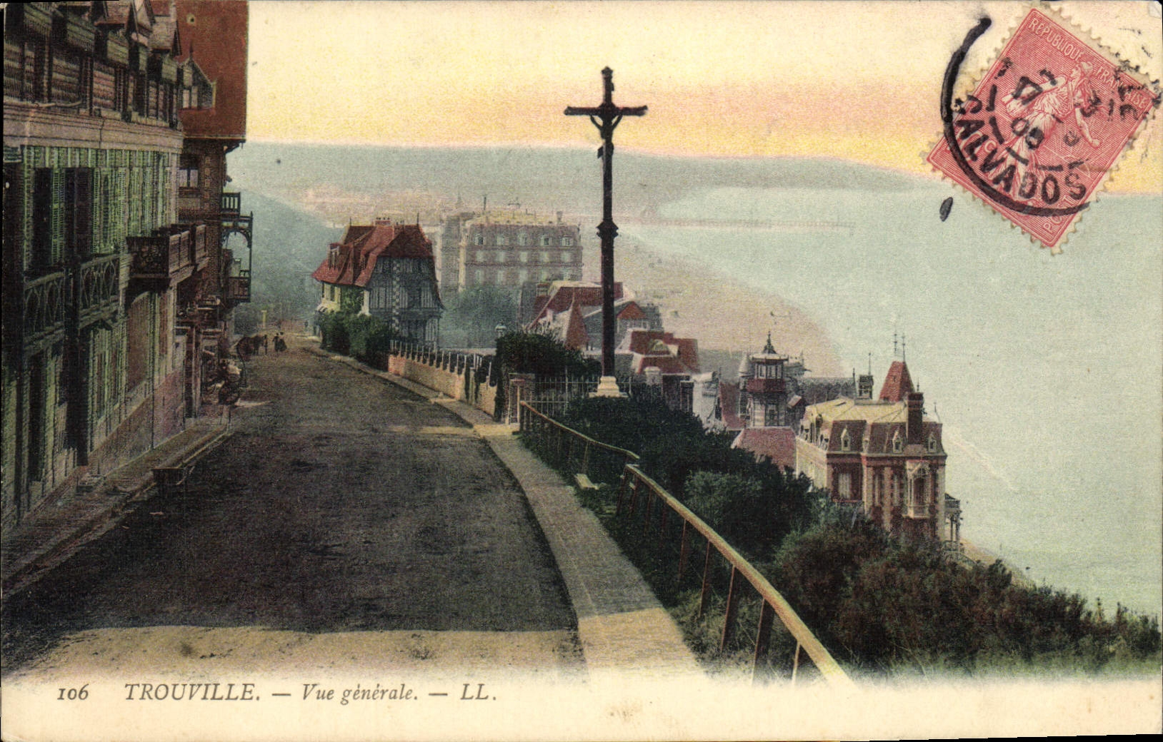 CPA Trouville Vue generale