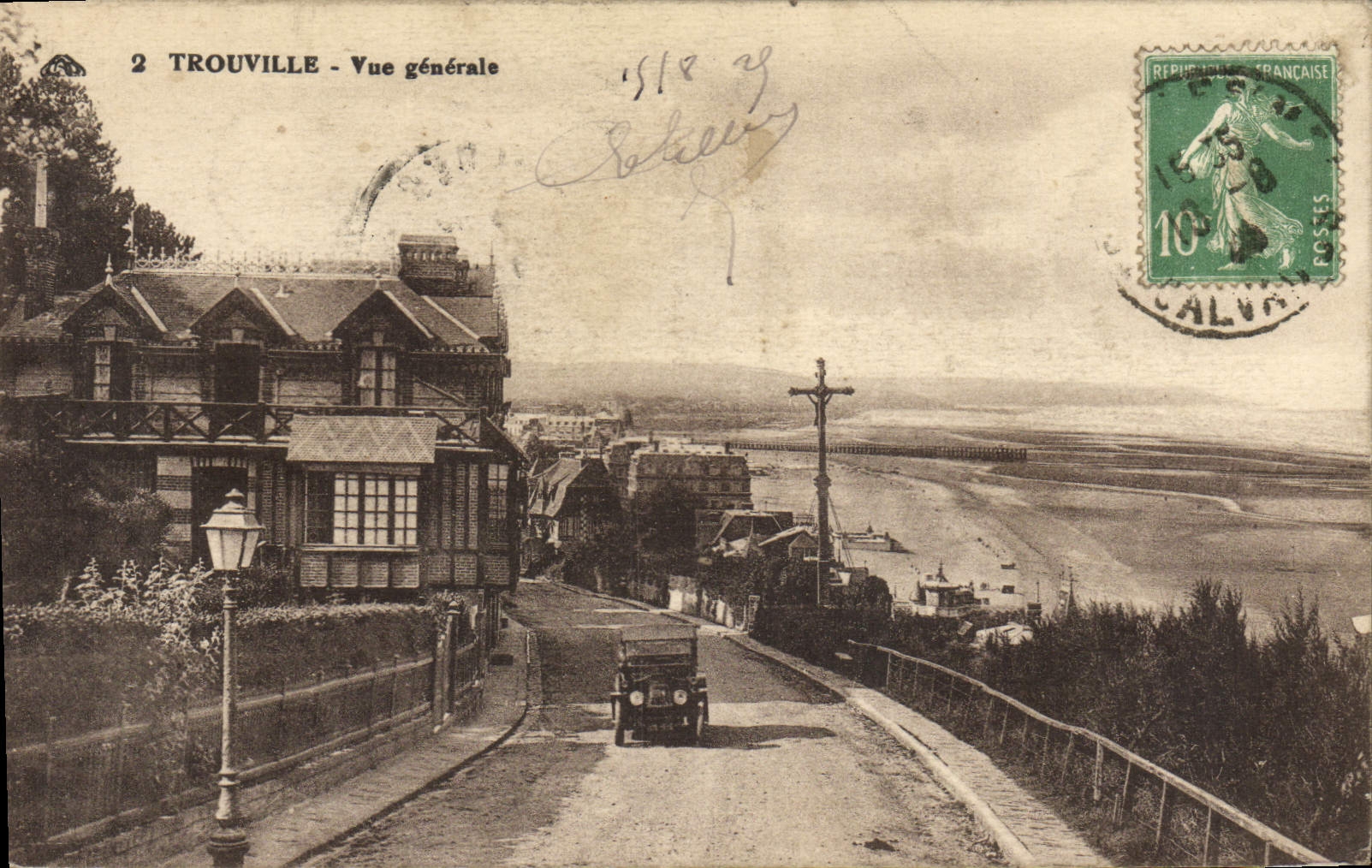 CPA Trouville Vue generale