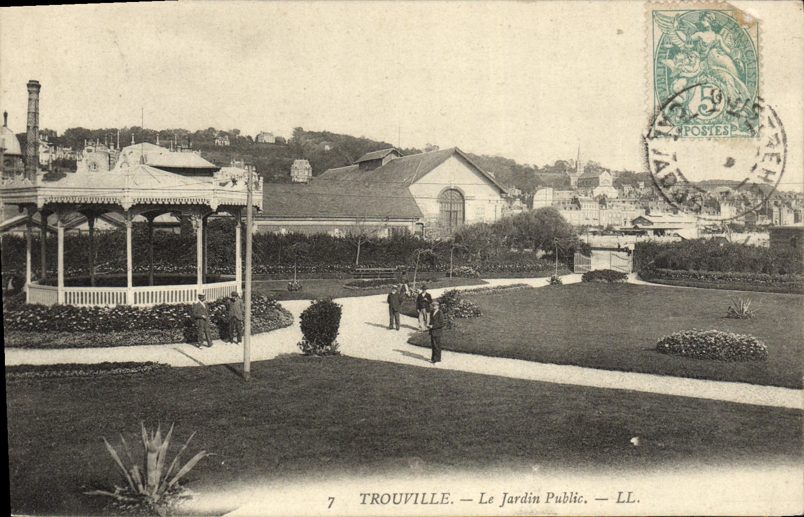 CPA Trouville Le Jardin public