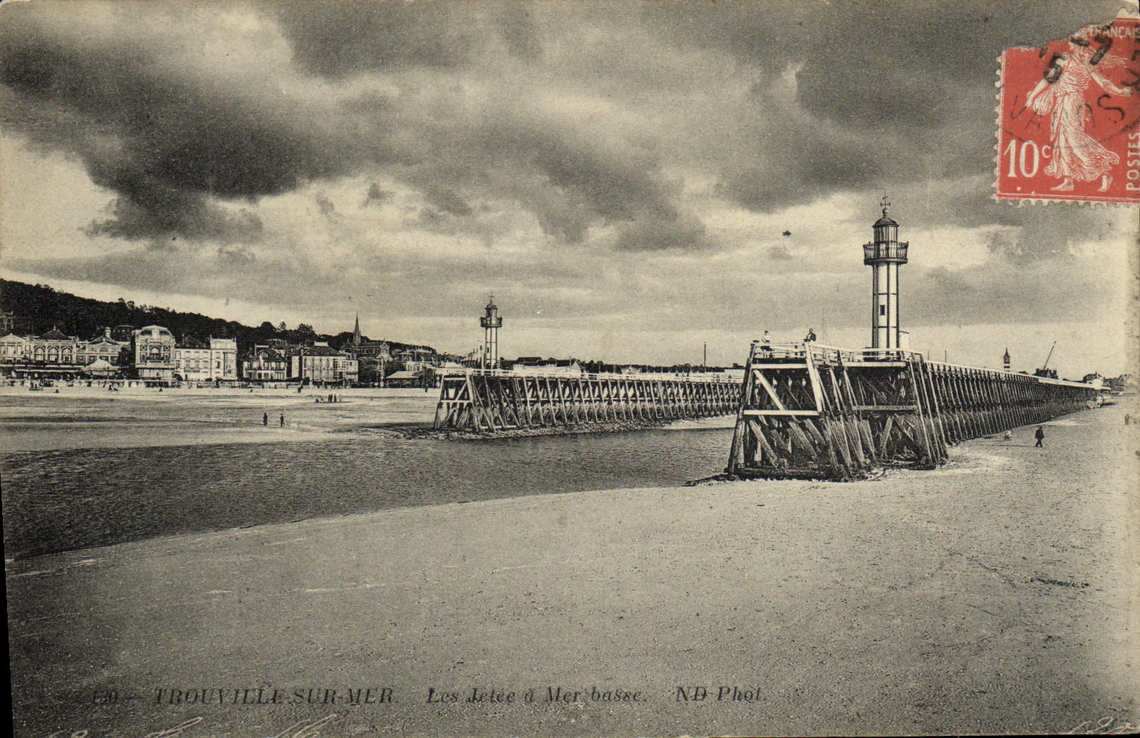 VINTAGE POSTCARD Trouville On Sea the pier low water