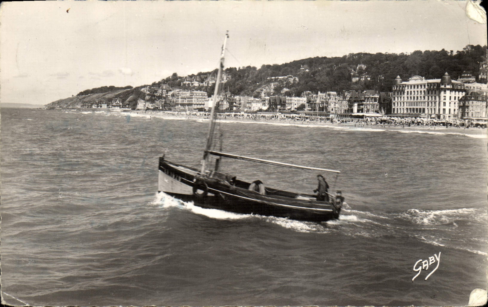 MODERN CARD Trouville Deauville boats of sin and the beach
