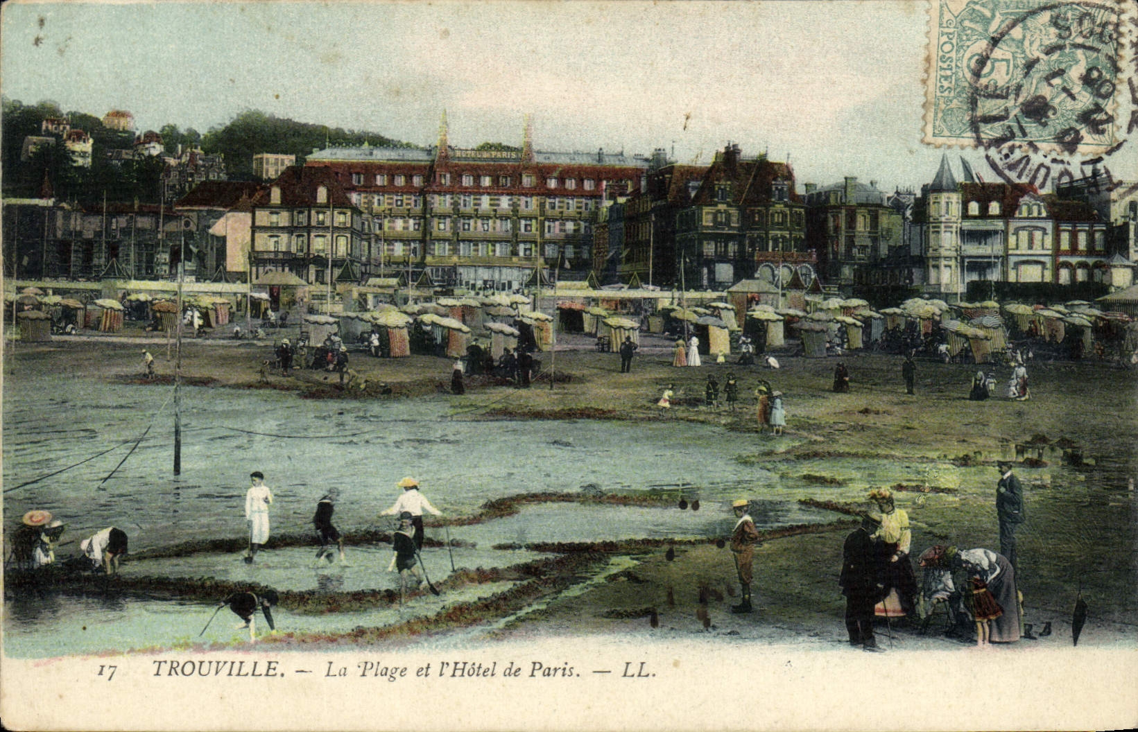CPA Trouville La plage et l'hotel de paris