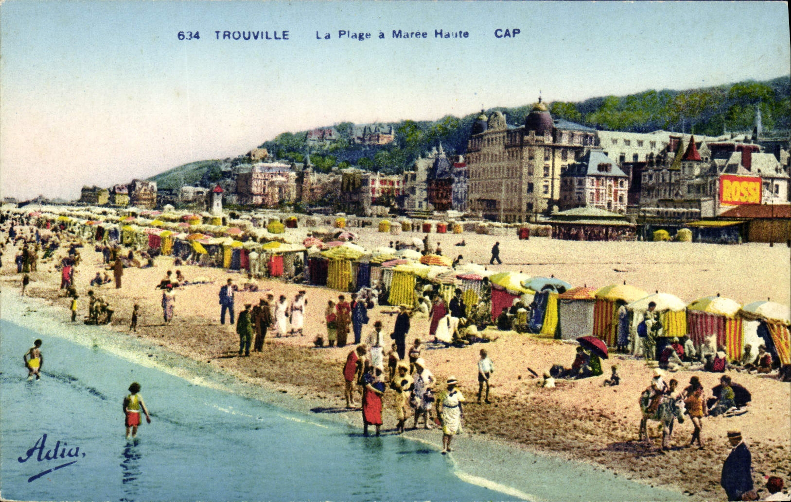VINTAGE POSTCARD Trouville the beach has high tide