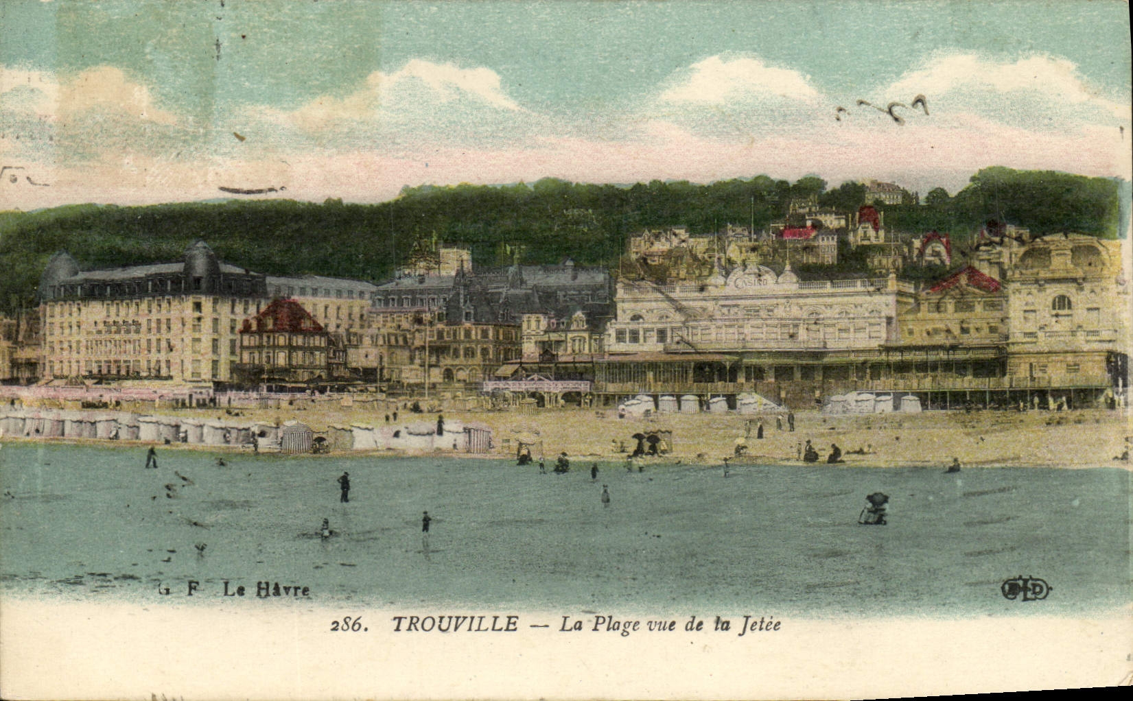 CPA Trouville La plage vue de la jetee