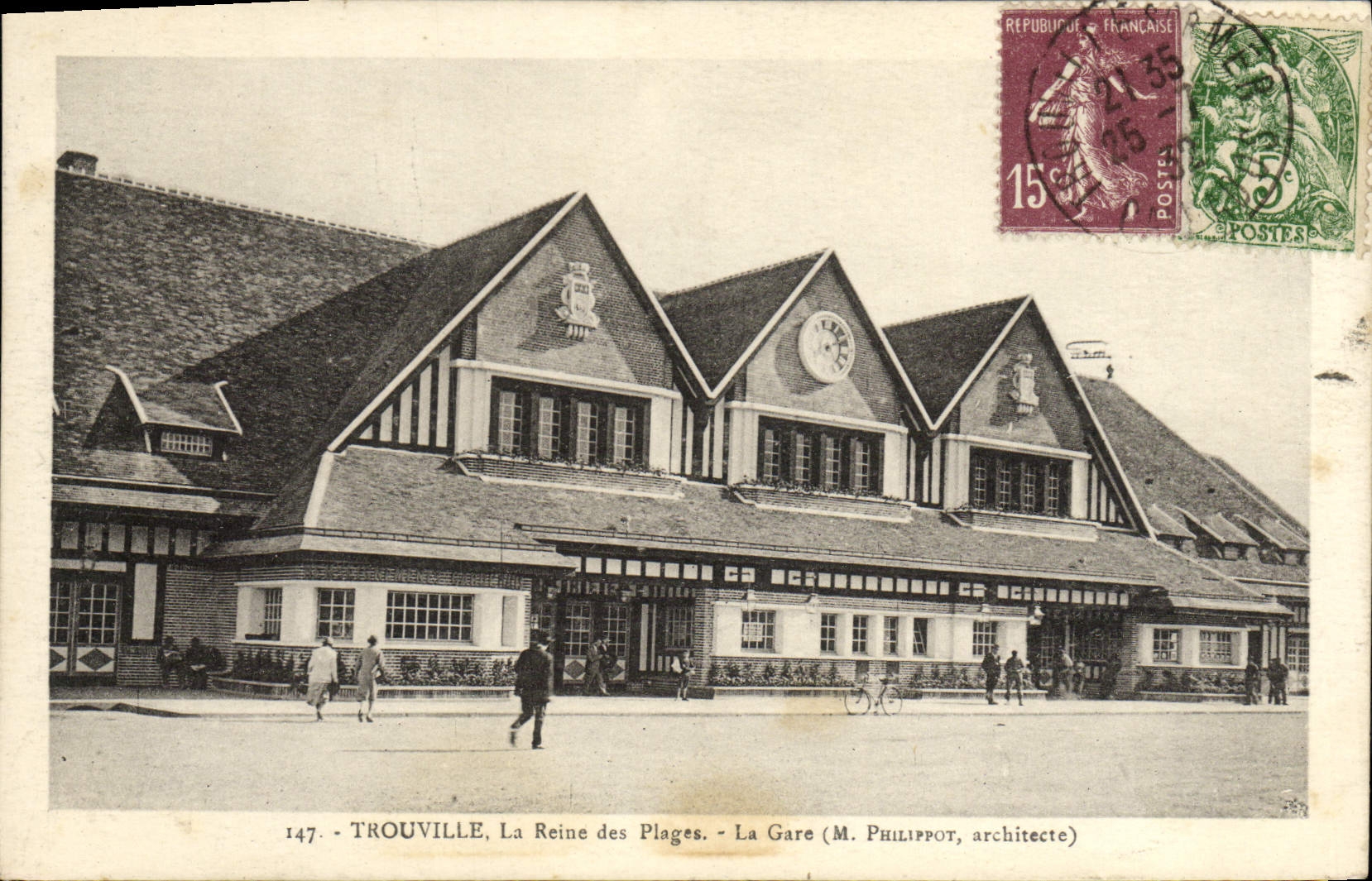 CPA Trouville La Reine des plages la gare