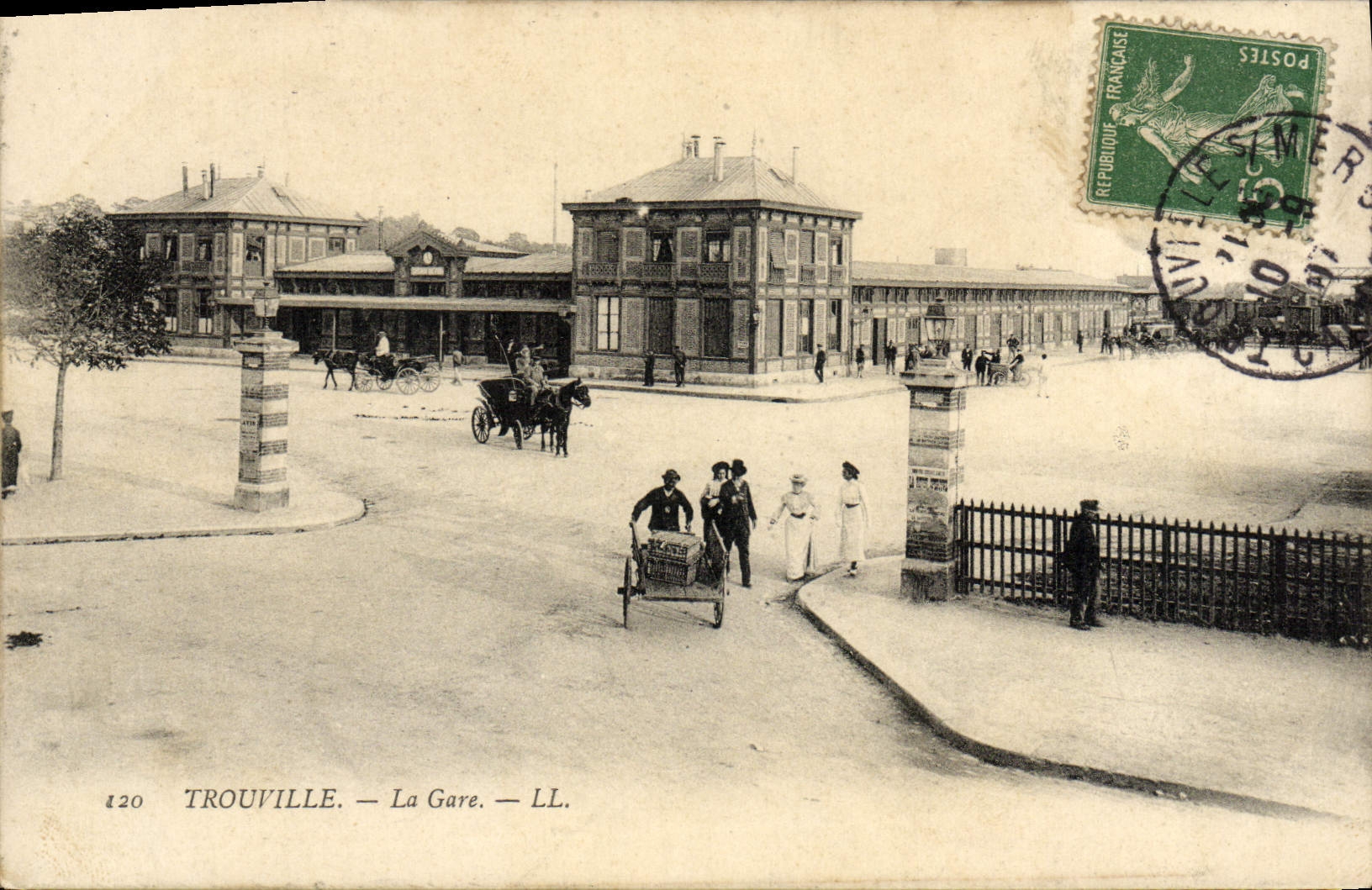 VINTAGE POSTCARD Trouville Train station