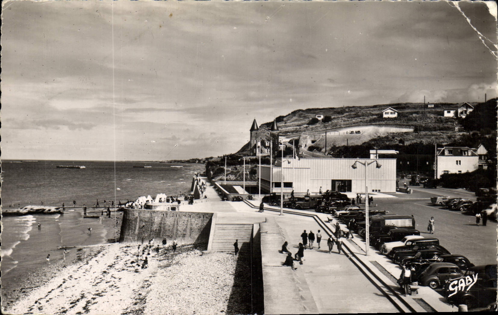 MODERN CARD Arromanches Overall picture Of the Beach