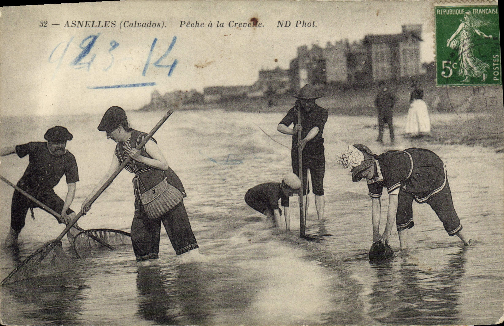 Pescados de Asnelles de la POSTAL de la VENDIMIA con el camarón