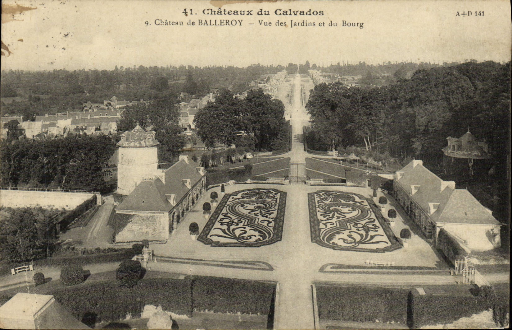 Castillos de la POSTAL de la VENDIMIA de los jardines y de la ciudad vistos balleroy del manzana-brandy