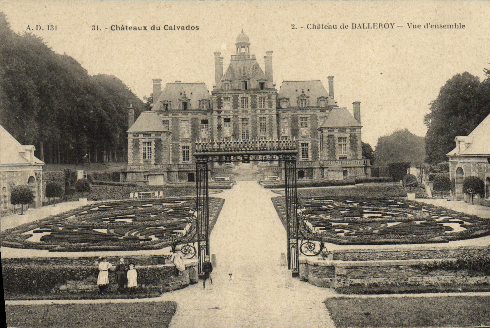 CPA Chateaux du calvados chateau de Balleroy vue d'ensemble