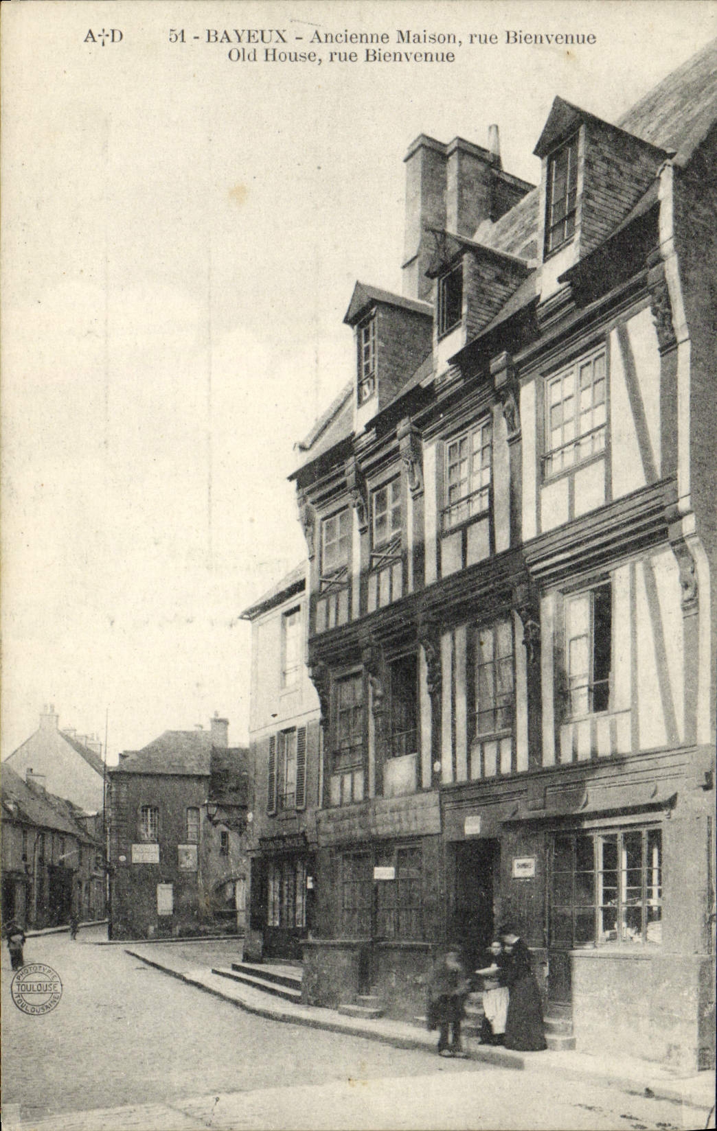 CPA Bayeux ancienne maison Rue Bienvenue
