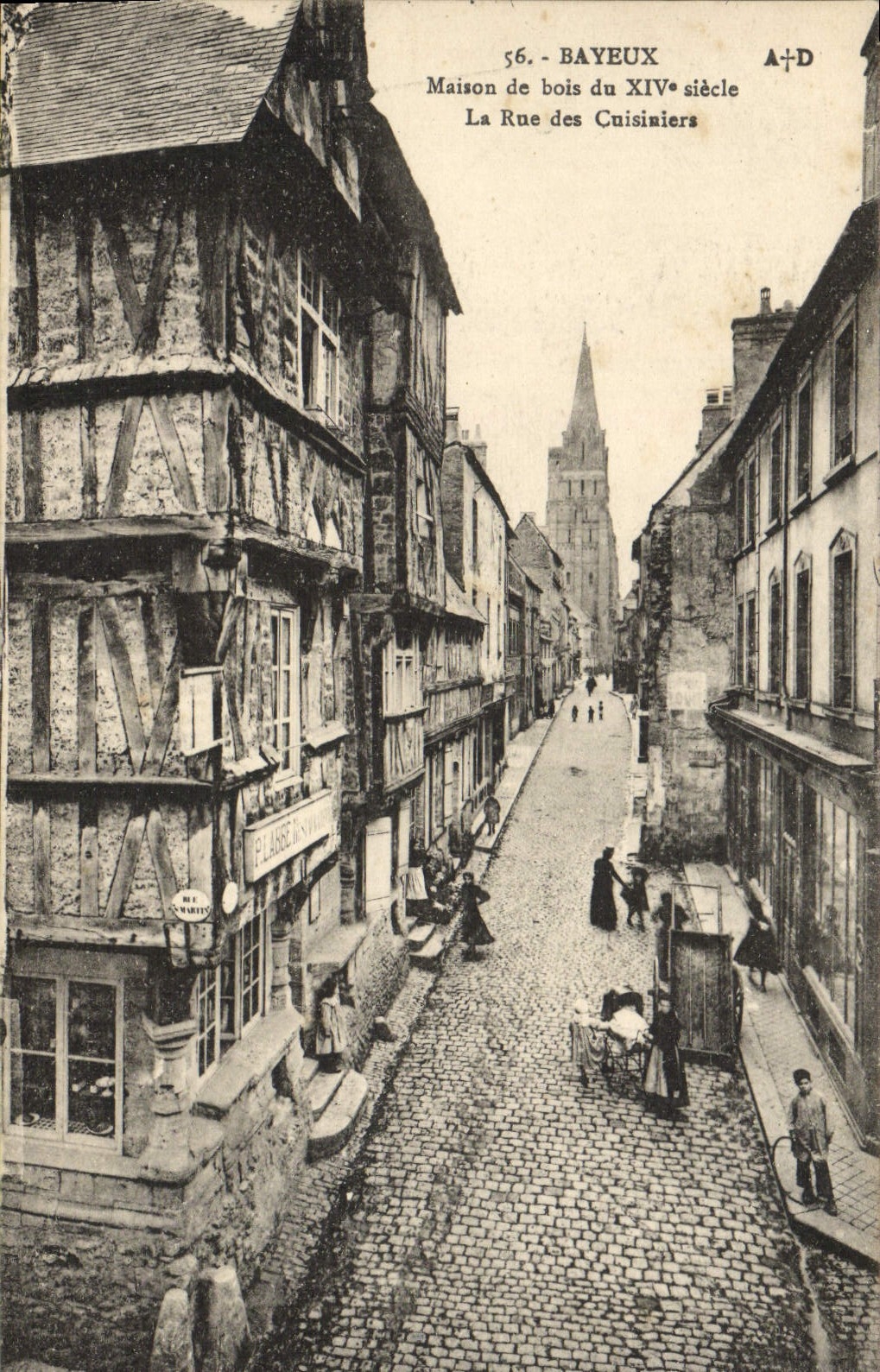 CPA Bayeux maison de bois du 14eme Rue des Cuisiniers 
