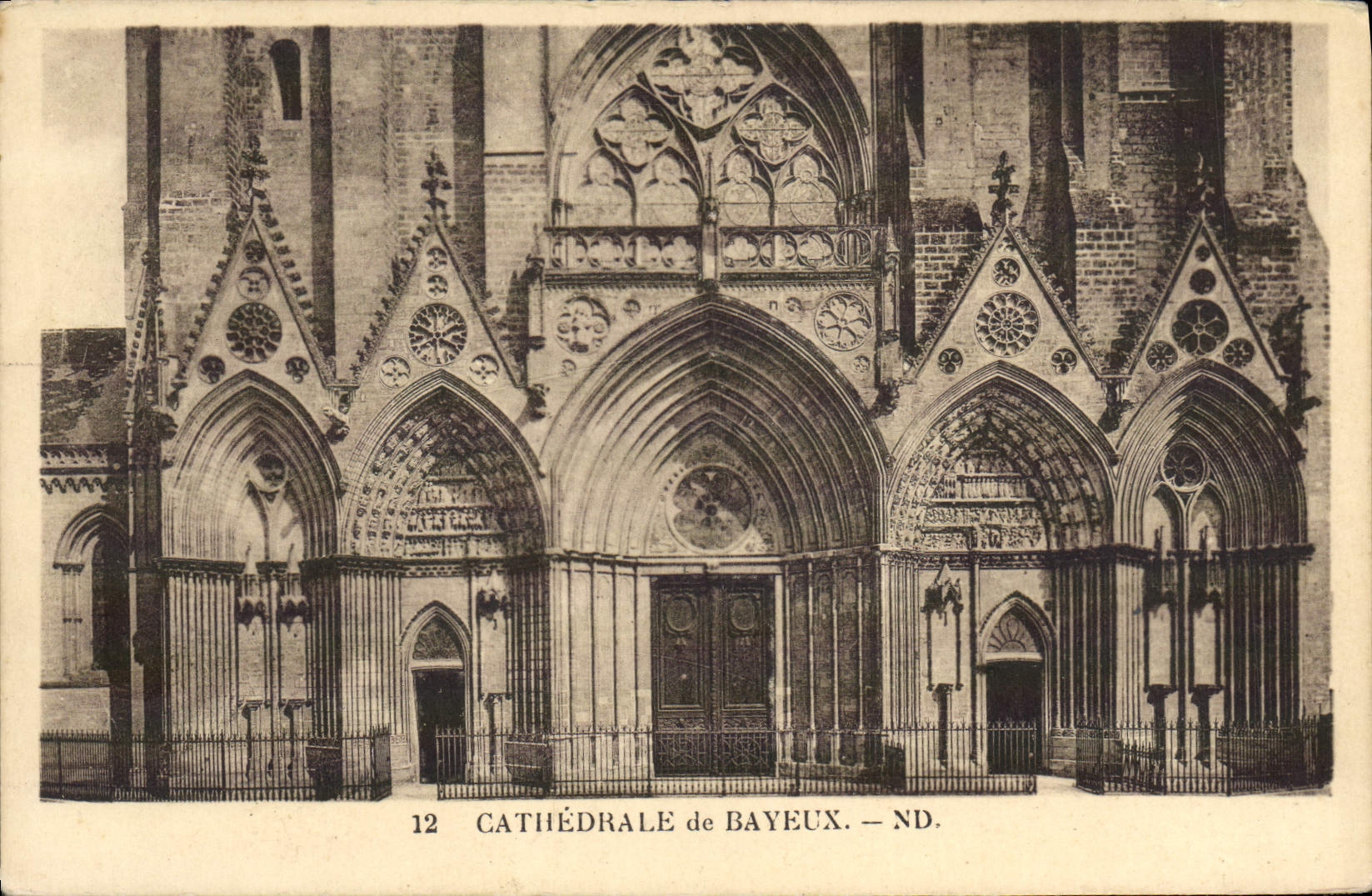 CPA Cathedrale de Bayeux
