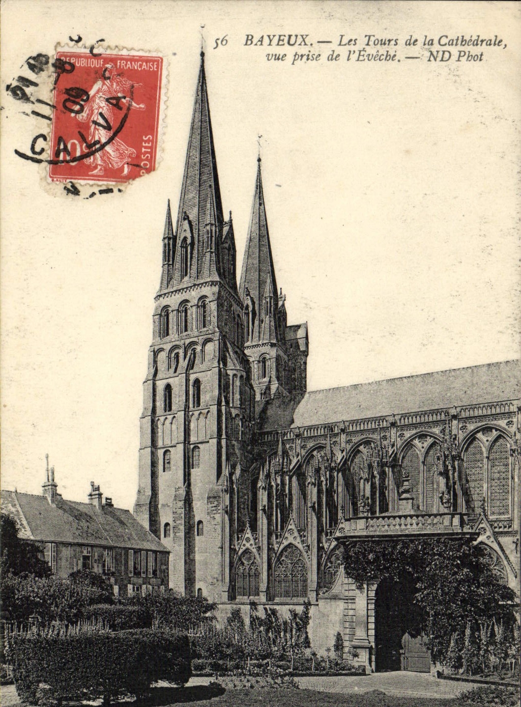 CPA Cathedrale de Bayeux vue prise de l'eveche
