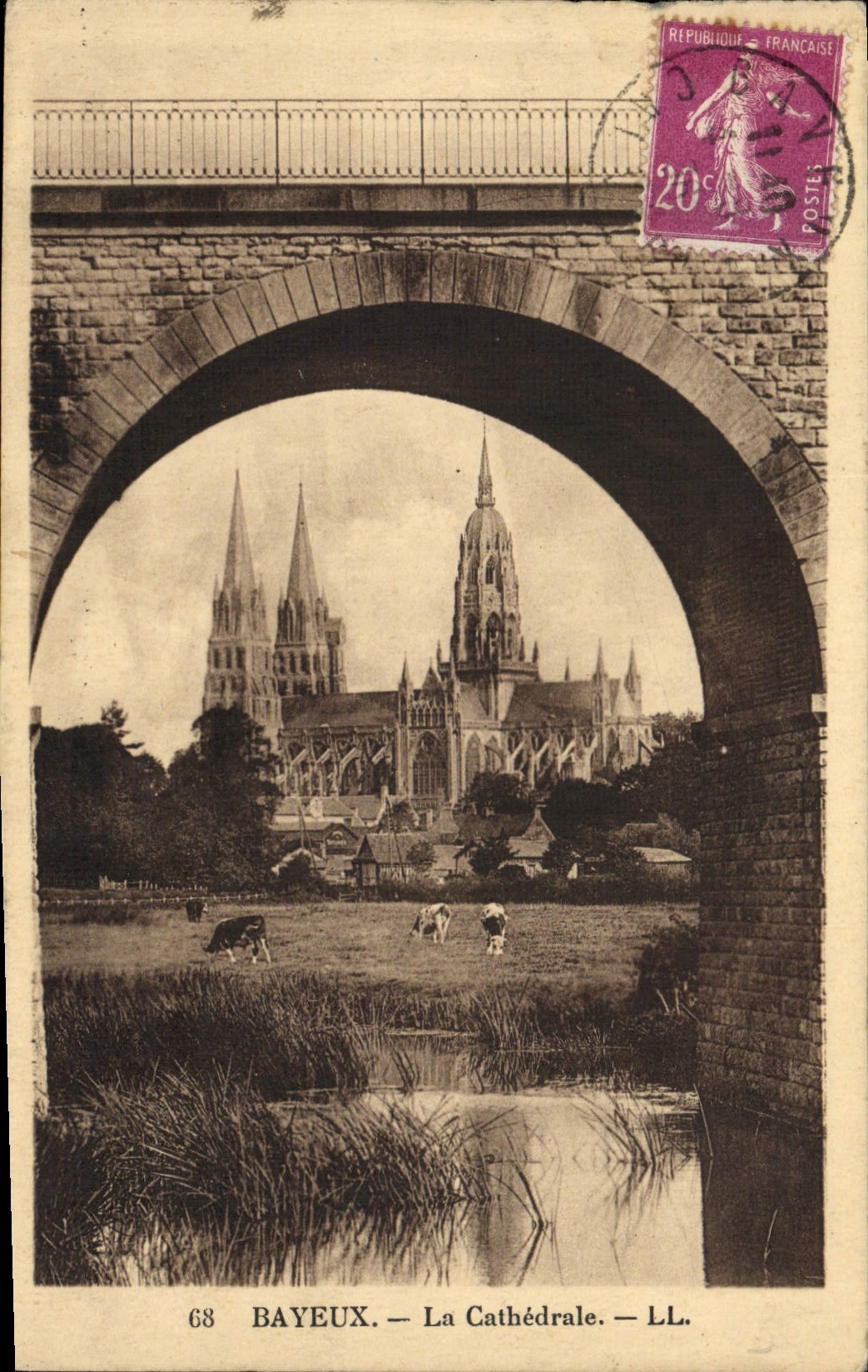 CPA Bayeux La Cathedrale