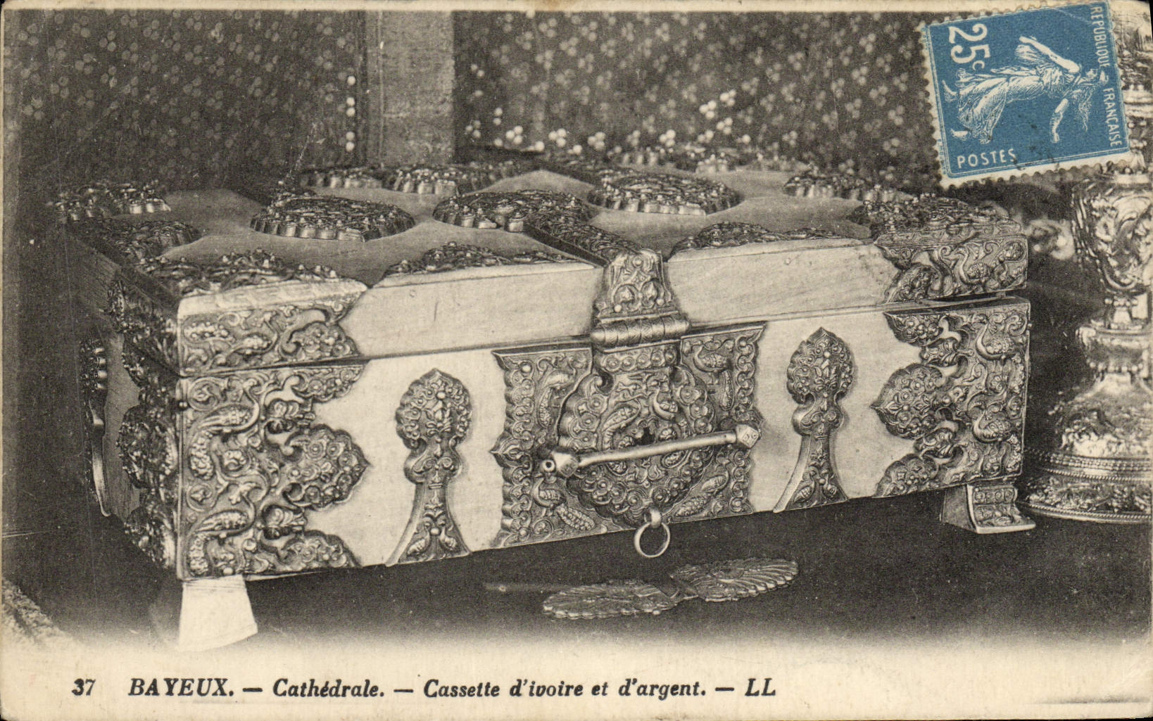 POSTAL Bayeux de la VENDIMIA el cassette de la catedral de dinero y de dinero