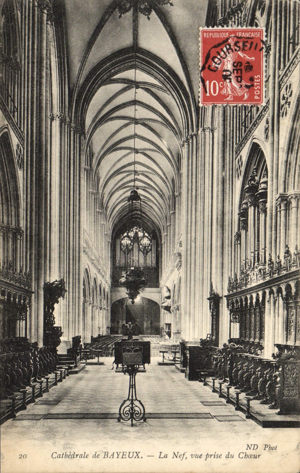 POSTAL Bayeux de la VENDIMIA el cubo vista del estribillo