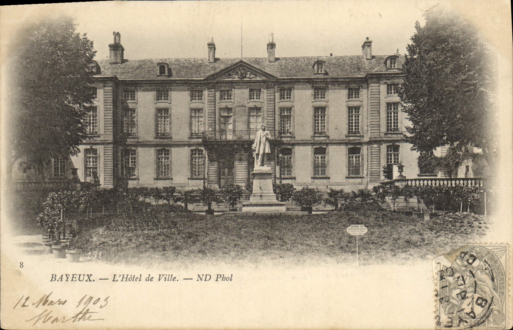CPA Bayeux L'Hotel de Ville