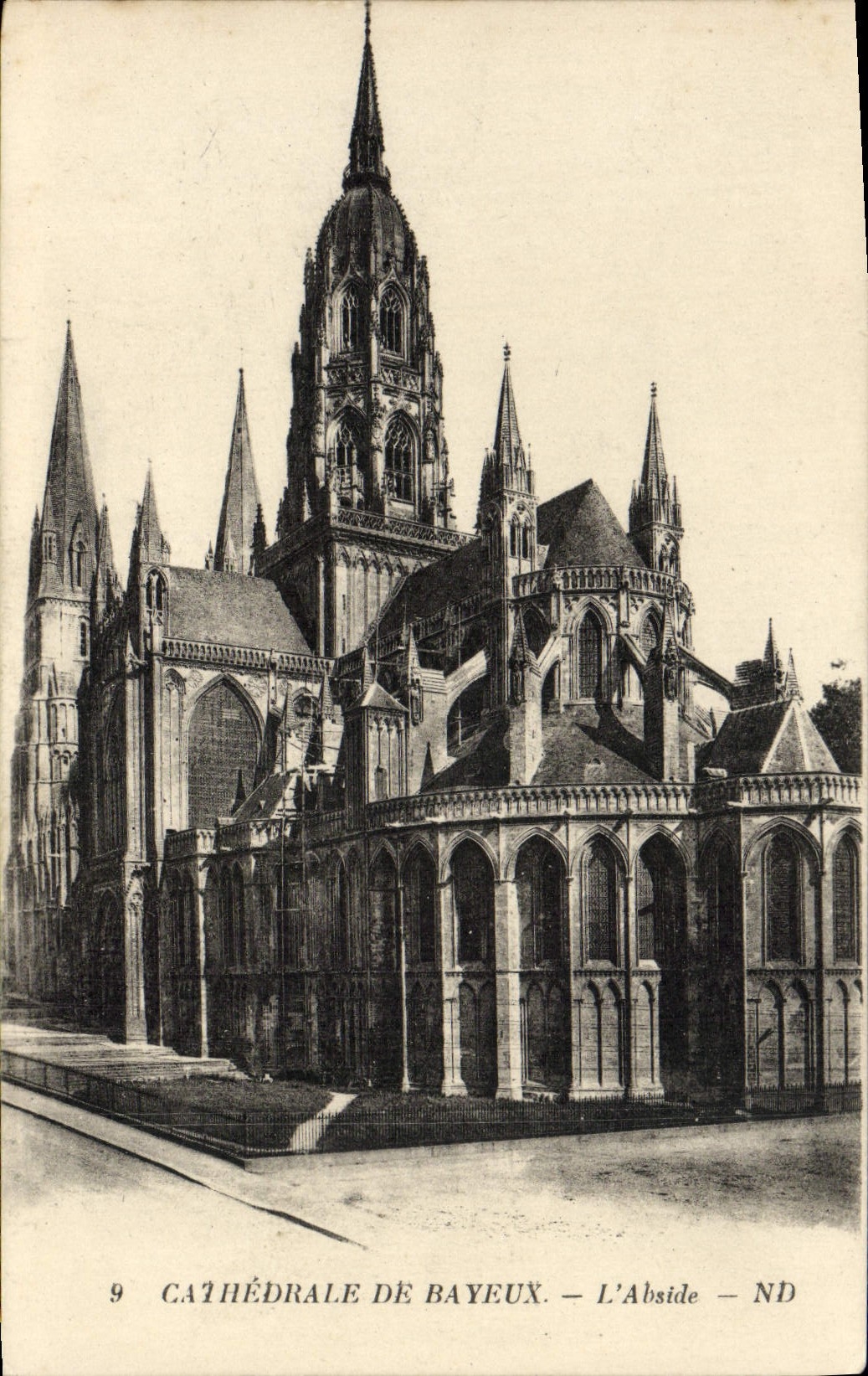 Catedral de Bayeux de la POSTAL de la VENDIMIA el apse