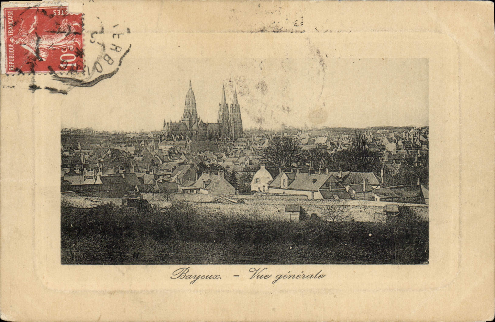 CPA Bayeux Vue generale