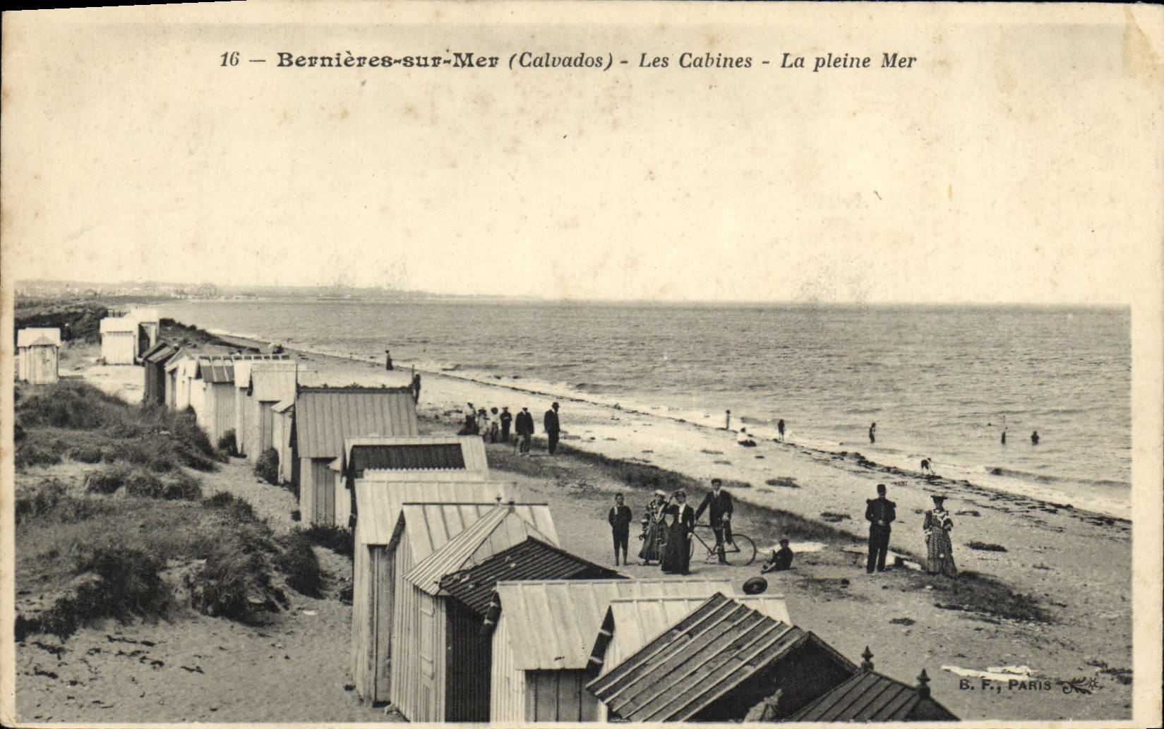 VINTAGE POSTCARD Bernieres On Sea Cabins Full Sea