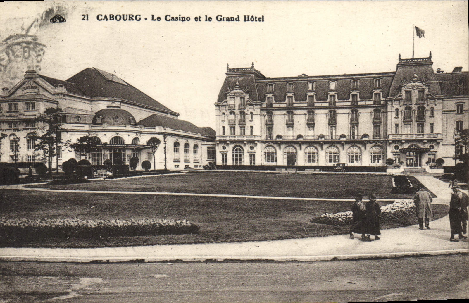CPA Cabourg Le Casino et le Grand Hotel