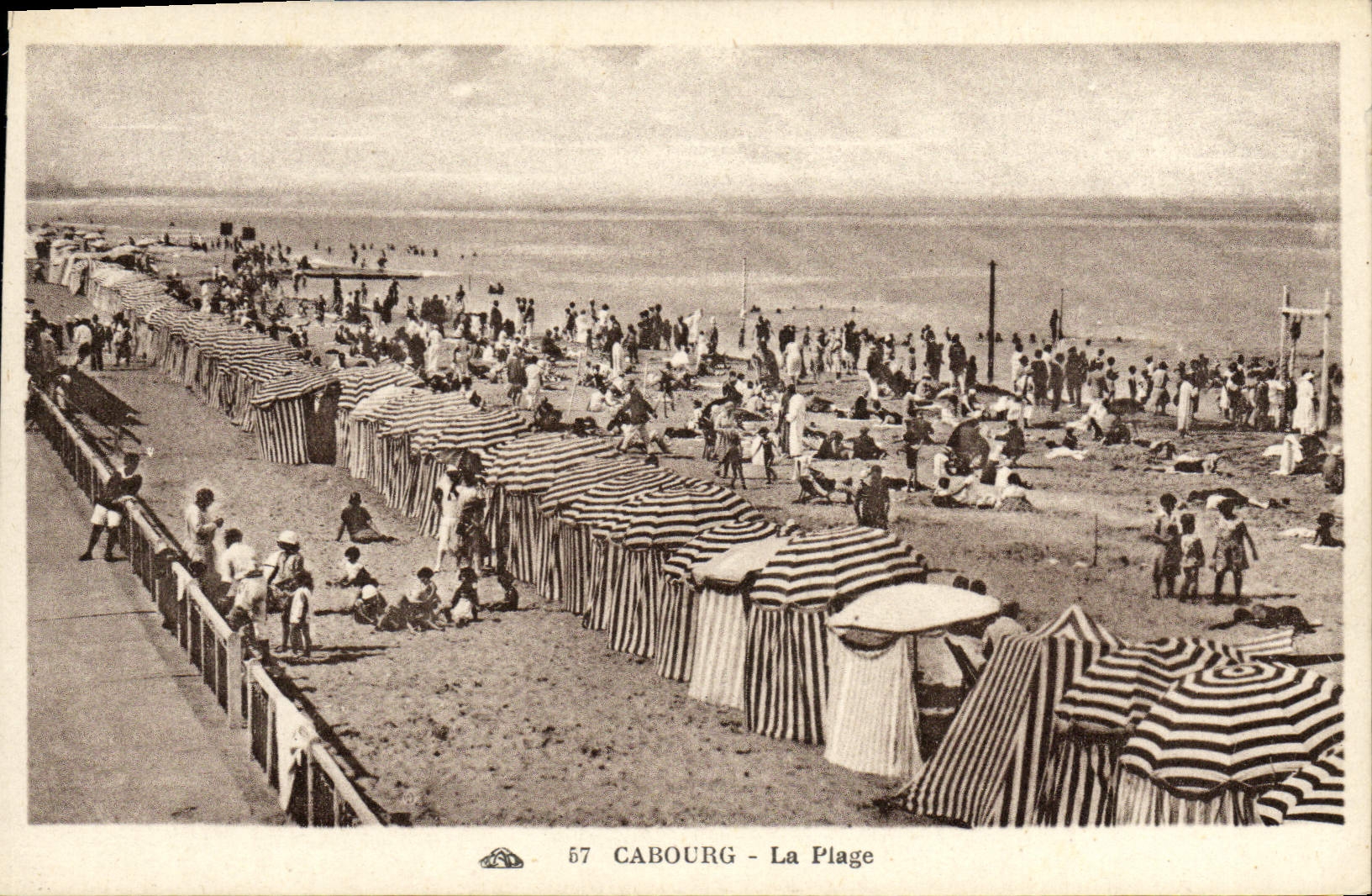 CPA Cabourg La Plage 
