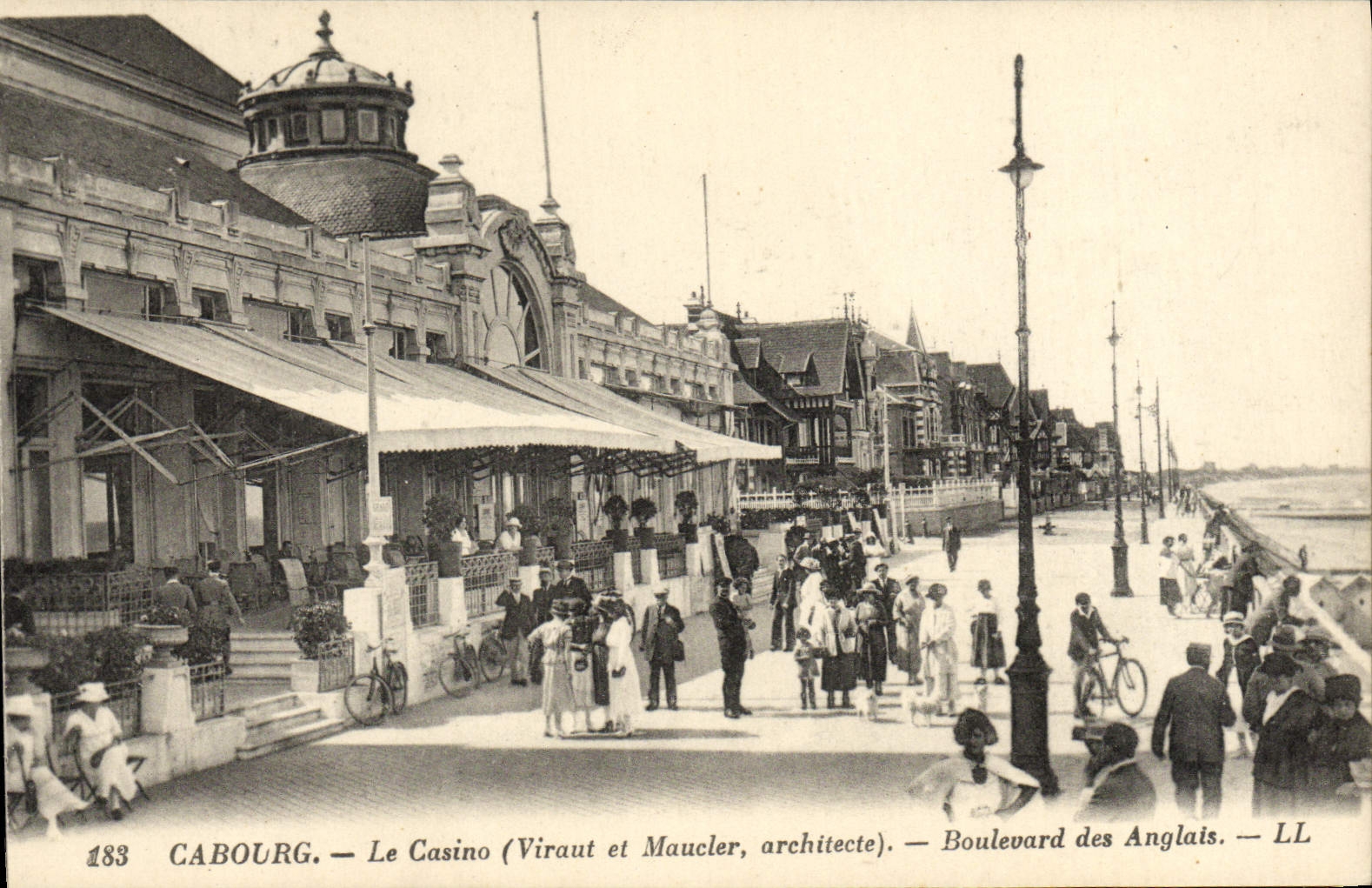 POSTAL Cabourg de la VENDIMIA el bulevar del casino del inglés