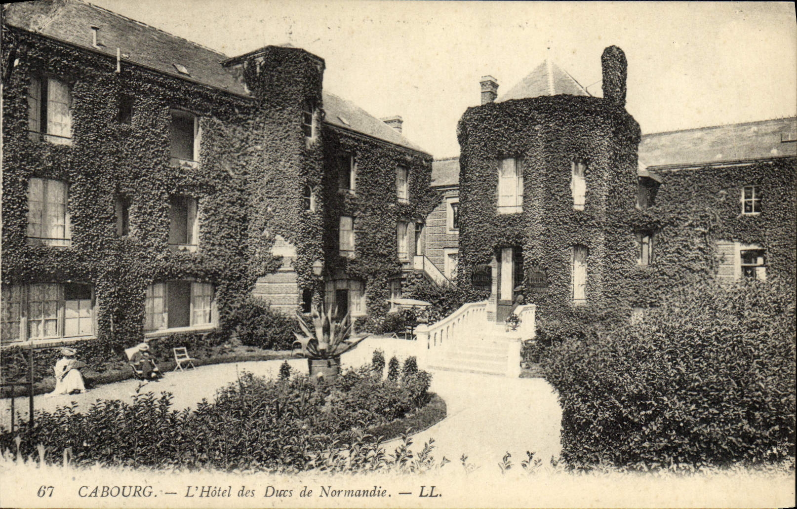 CPA Cabourg L'Hotel des Ducs de Normandie