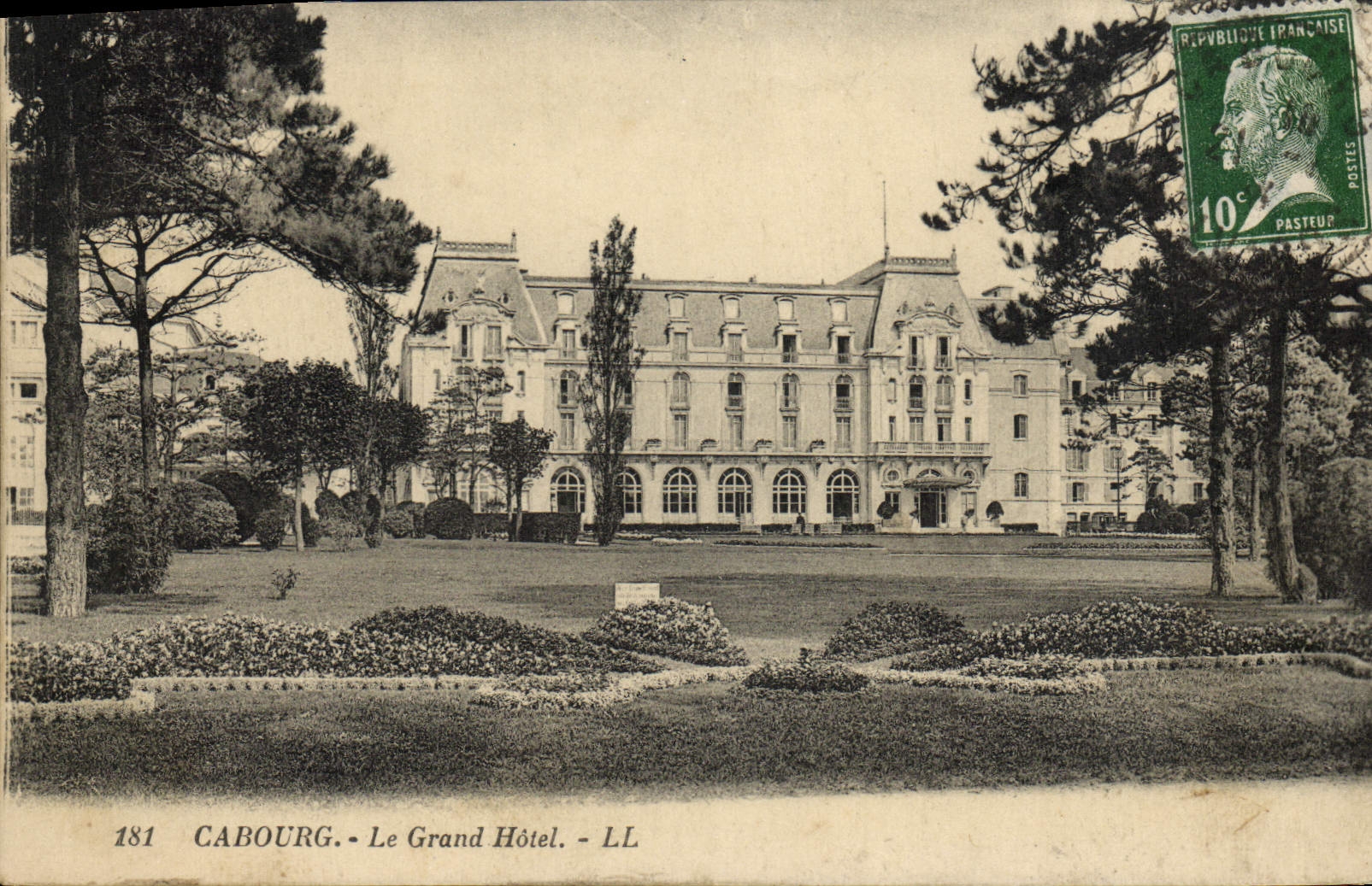 CPA Cabourg Le Grand Hotel